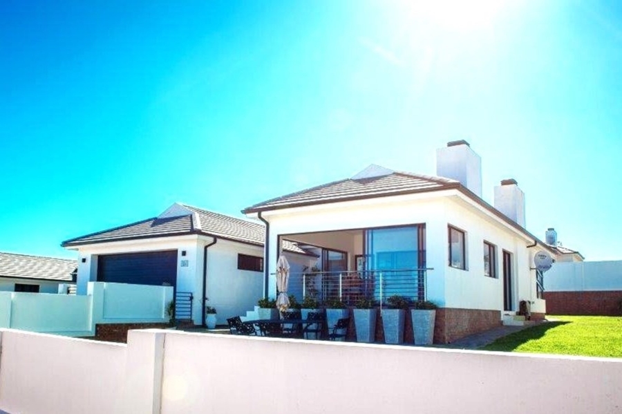 3 Bedroom Property for Sale in Jeffreys Bay Central Eastern Cape